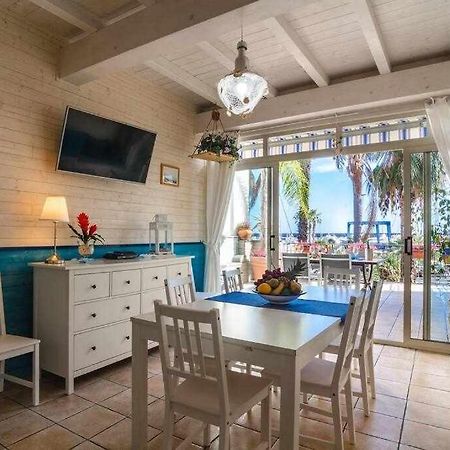 Casa Delle Zammare Fronte Mare Centro Storico Villa Рипосто Екстериор снимка