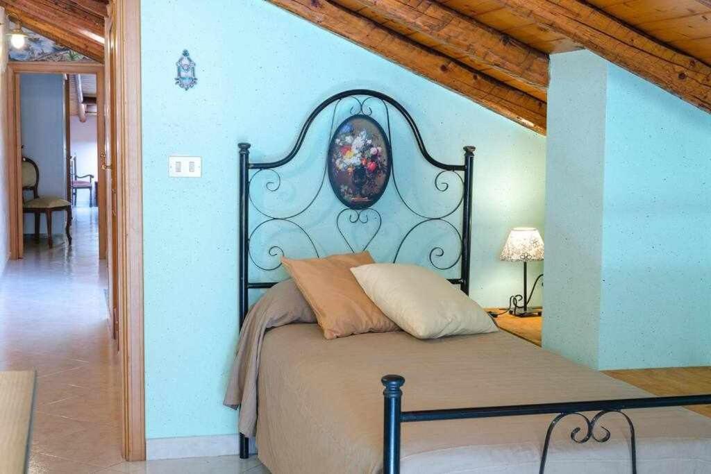 Casa Delle Zammare Fronte Mare Centro Storico Villa Рипосто Екстериор снимка