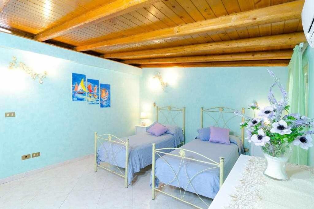 Casa Delle Zammare Fronte Mare Centro Storico Villa Рипосто Екстериор снимка